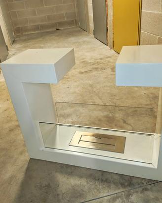 Caminetto a bioetanolo design in acciaio con vetro