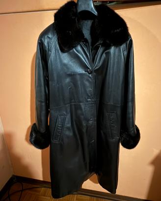 Giacca in pelle con collo di visone