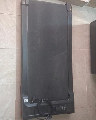 Tapis roulant senza manubrio salvaspazio
