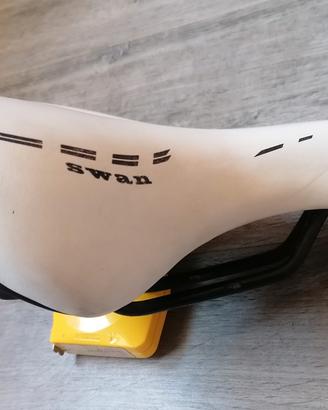 Sella Montegrappa Swan bianca Cruiser