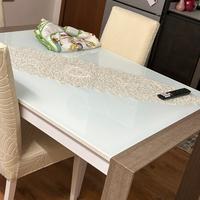 Salotto con tavolo , più le sedie sue originali