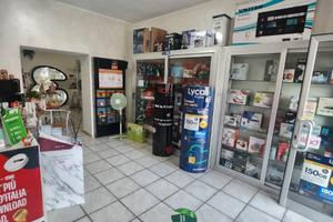 Negozio di telefonia-elettrodomestici-Cosmetici