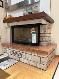 CAMINETTO CON RIVESTIMENTO -PIAZZETTA-