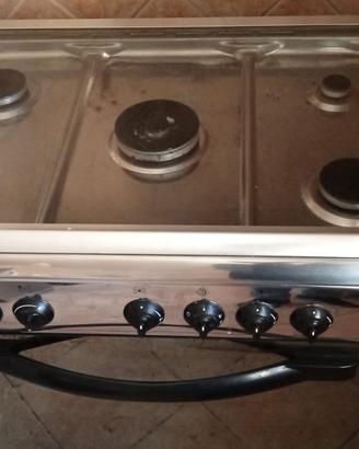 Cucina a gas Indesit