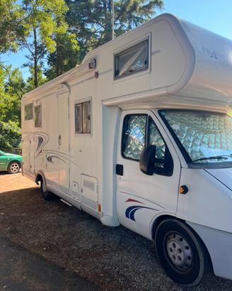 CAMPER Frankia  BD 700