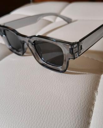 Occhiali da sole piccoli 