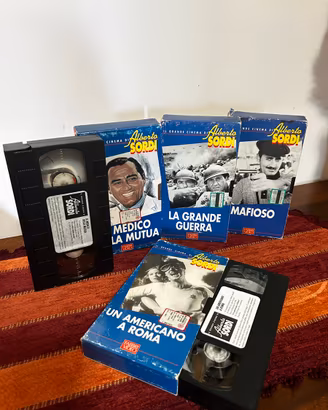 Lotto 4 Videocassette VHS Alberto Sordi