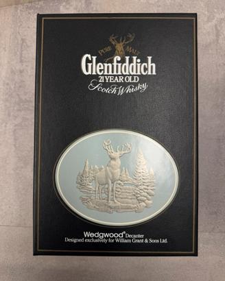 Glenfiddich Scotch Whiskey wedgwood decanter
