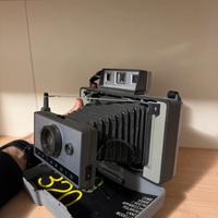 POLAROID 320 LAND CAMERA AUTOMATIC NUOVA OLD STOCK