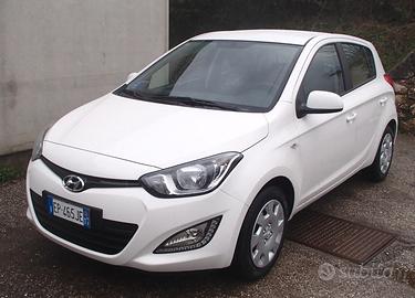 HYUNDAI i20 2ª serie - 2013