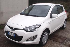HYUNDAI i20 2ª serie - 2013