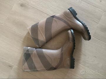 Burberry stivali clearance pioggia