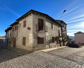 CASA SEMINDIPENDENTE A CASTELL'ALFERO