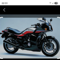 Kawasaki gpz 750 unitrak entra e Leggi