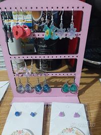 bigiotteria fatta a mano con la resina 