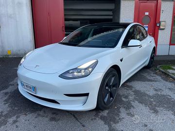 Tesla Model 3 Standard rwd Plus