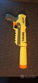pistola Nerf di fortnite