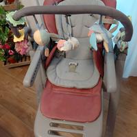 Seggiolone Chicco Polly Magic con barra giochi