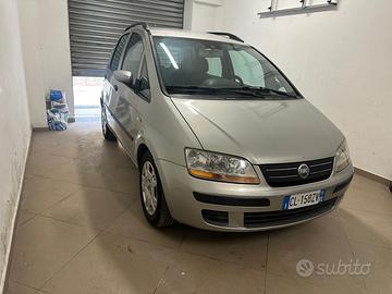 FIAT IDEA GPL  1.4 16 V EMOTION  (70 kw)