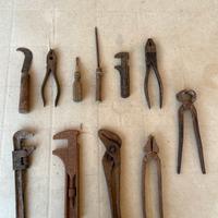 UTENSILI D'EPOCA. ATTREZZI ANTICHI