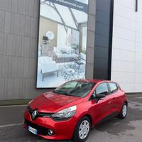 Renault Clio 1.2 75CV 5 porte Costume National