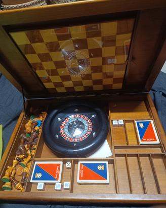 Gioco dal negro legno pregiato