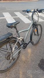  Bicicletta unisex  elettrica 