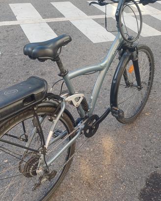  Bicicletta unisex  elettrica 