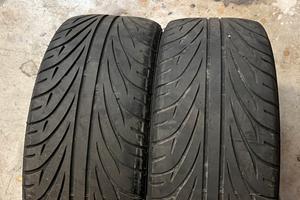 Gomme 195/45 r15