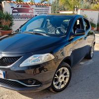 Lancia Ypsilon 1.3 MJT 16V 95 CV 5 porte S&S Plati