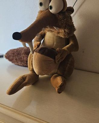 Scoiattolo in peluche