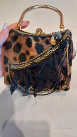Clutch borsa gioiello in cavallino maculato 