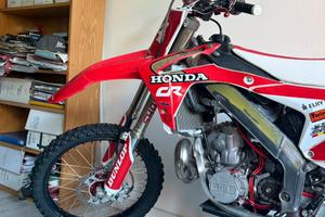 CR 250 2t targato honda