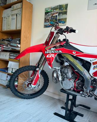 CR 250 2t targato honda