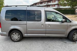 Volfswagen Caddy 7 posti metano passo lungo