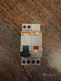 Magnetotermico Differenziale Merlin Gerin C10 30mA