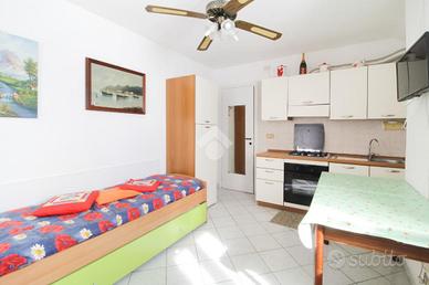 2 LOCALI A GROTTAMMARE