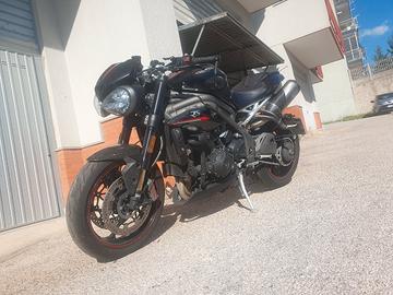 Truuph Speed Triple 1050 RS (2018) - IMMACOLATA- 