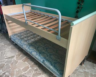 Letto a castello con un materasso