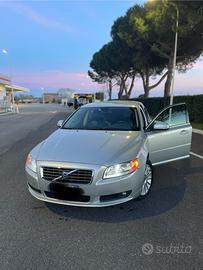 Volvo S80 (perfetta)