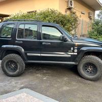 Jeep Cherokee Kj Liberty 65esimo anniversario