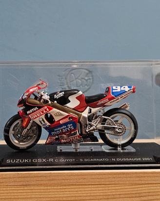 Suzuki GSX-R 2001 modellino moto GP De Agostini