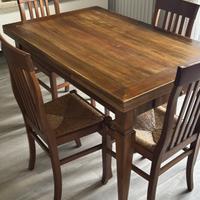 Tavolo da soggiorno in Noce