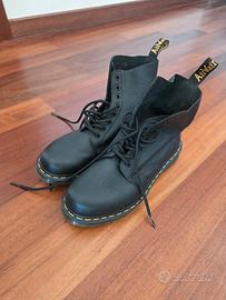 DR MARTENS Anfibi Pascal 1460 in pelle NUOVI  39