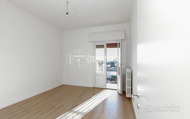 Trilocale con garage