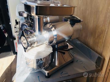 Tritacarne e grattugia formaggio