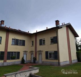 Immobile in asta di 243 m² con 4 locali e box auto