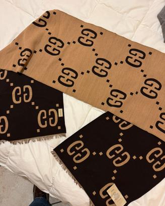 Sciarpa Gucci GG Monogram Reversibile
