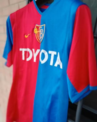 Maglia calcio originale Basilea con 2 autografi