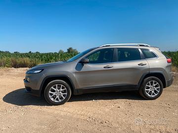 Jeep Cherokee KL 4x4 185cv E6